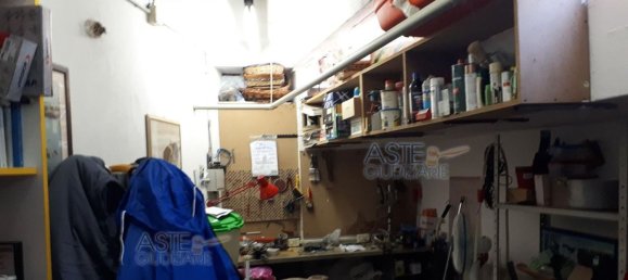 5 rooms Apartment in Piombino, Italy No. 42867 14