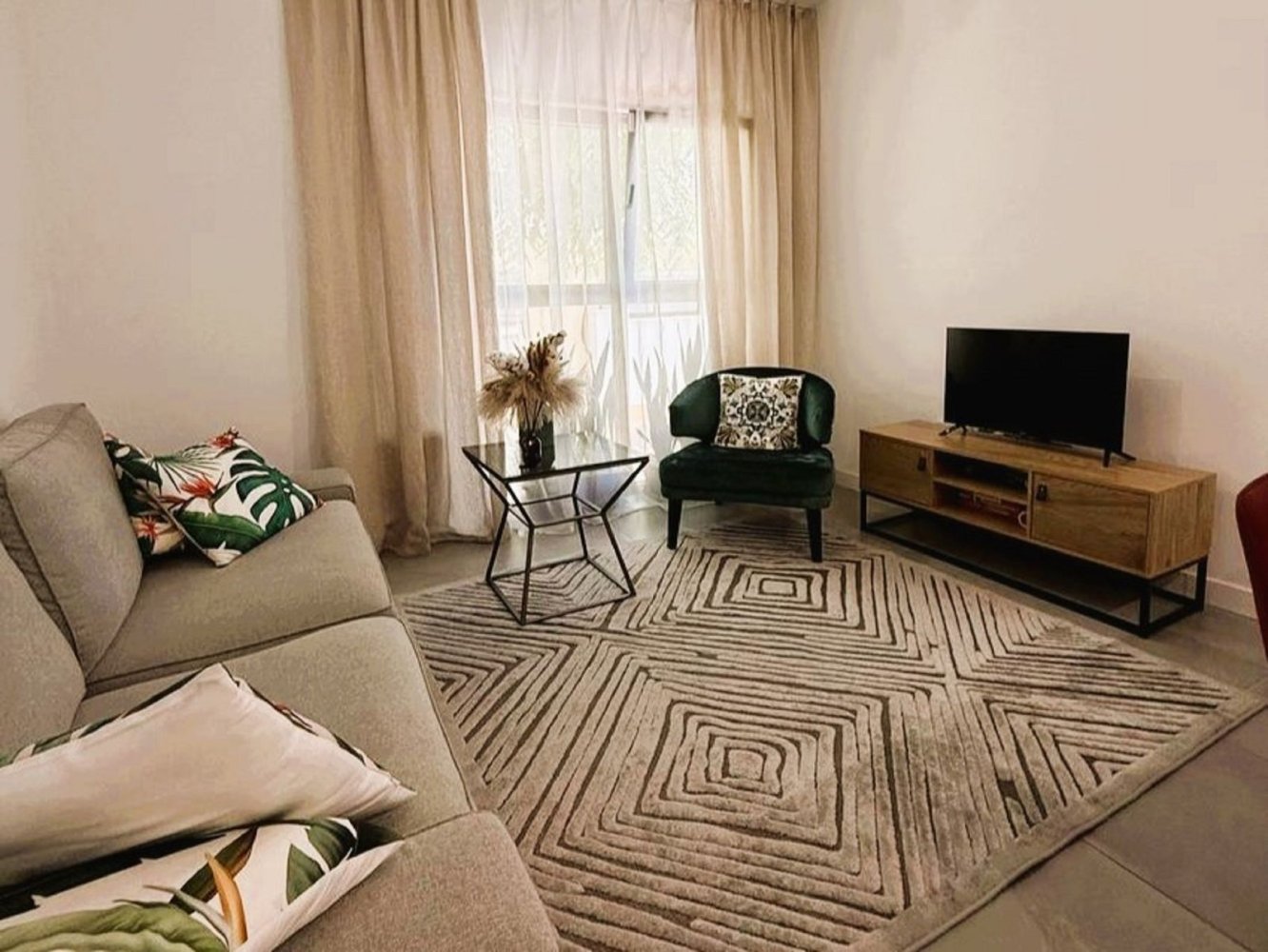 Apartamento de 2 dormitorios en Estepona, Spain No. 140656