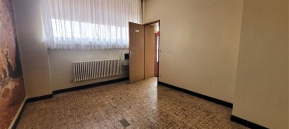 7 bedrooms House in Luneville, France No. 89335 5