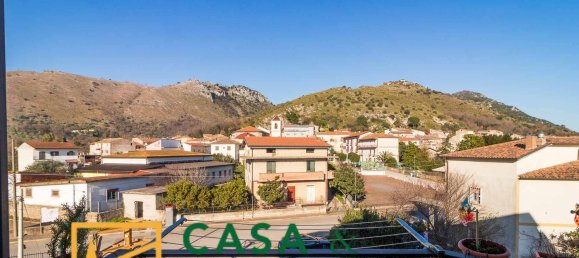 3 bedrooms Apartment in Vairano Patenora, Italy No. 325694 6