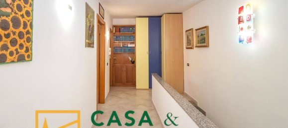 3 bedrooms Apartment in Vairano Patenora, Italy No. 325694 9