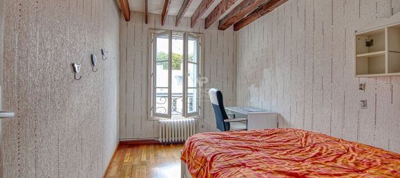 3 bedrooms Apartment in Versailles, France No. 291753 5