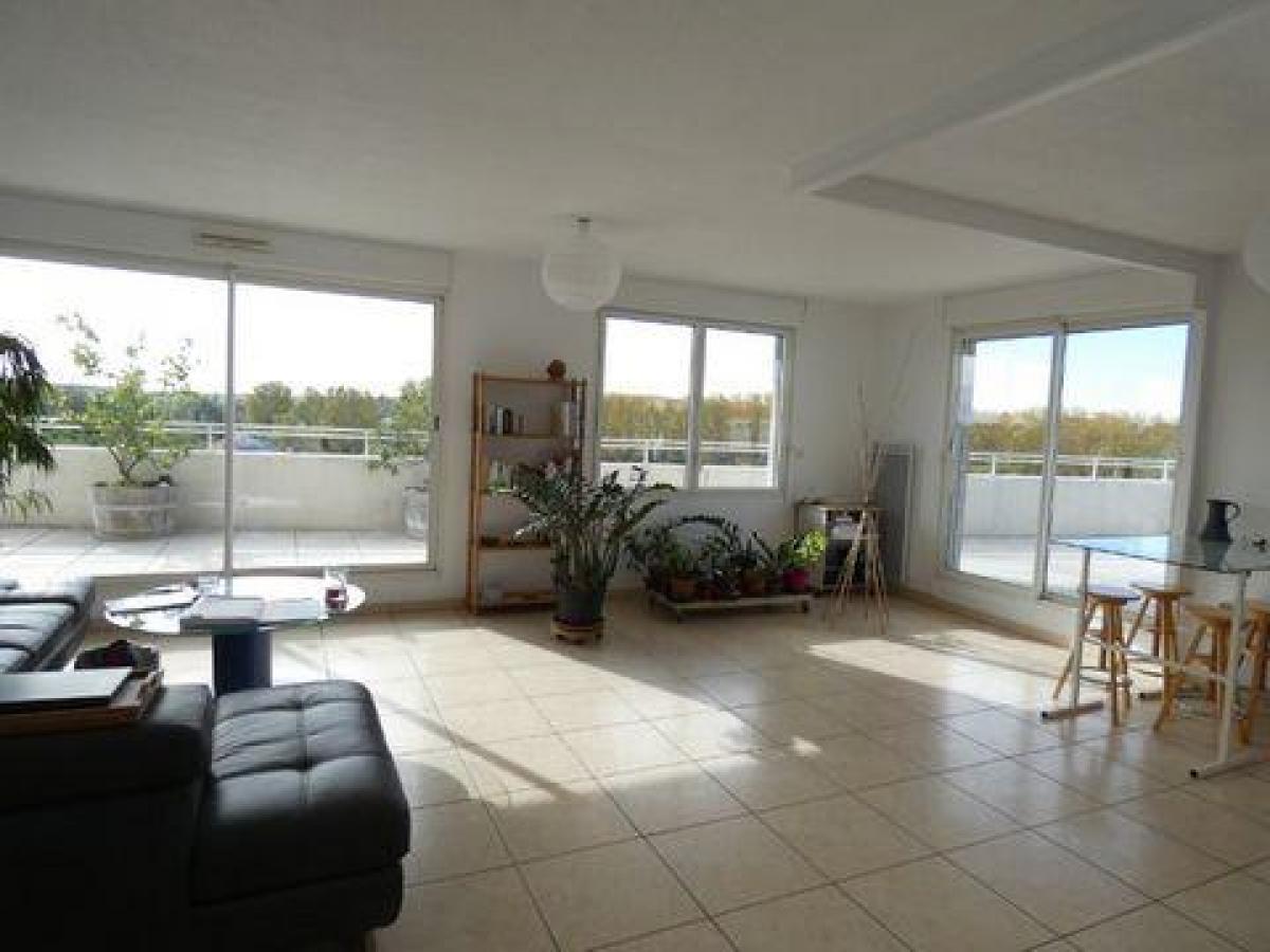Apartamento de 2 dormitorios en Beziers, France No. 33628