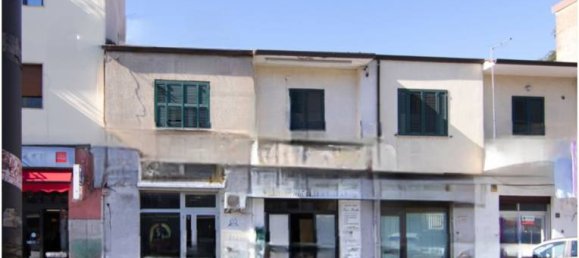 2 bedrooms Apartment in Cosenza, Italy No. 315209 4