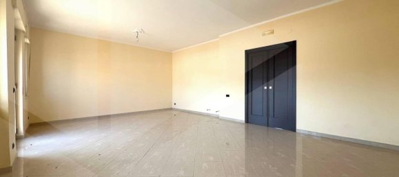 Apartamento de 4 habitaciónes en Matera, Italy No. 17873 4