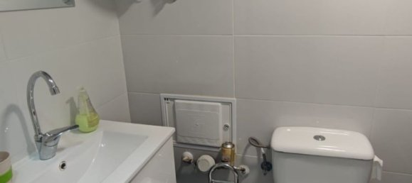 41m² Commercial property in Alcala de Henares, Spain No. 73452 4