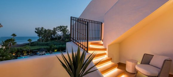 Apartamento de 3 dormitorios en Estepona, Spain No. 206879 43