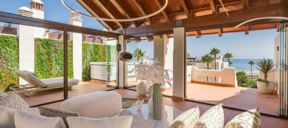 Квартира с 3 спальнями в Эстепона, Испания № 206879 2