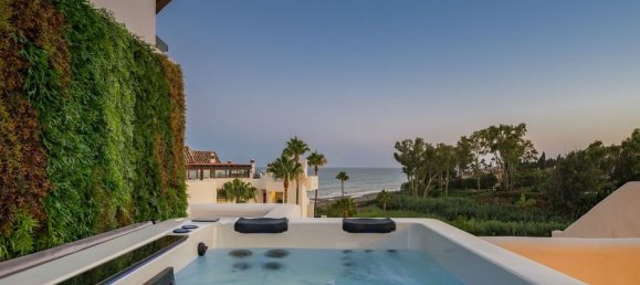 Apartamento de 3 dormitorios en Estepona, Spain No. 206879 42