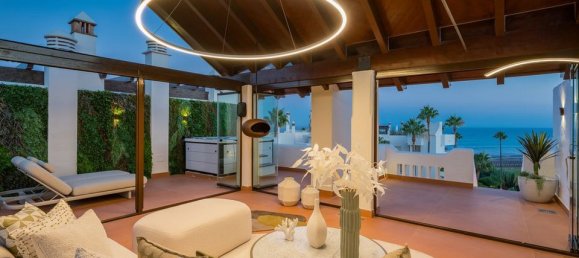 Apartamento de 3 dormitorios en Estepona, Spain No. 206879 41