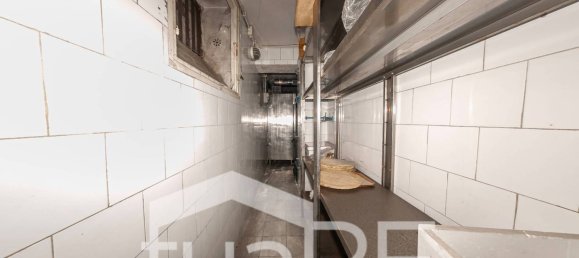 3 Schlafzimmer Wohnung in Rome, Italy, Nr. 210859 14