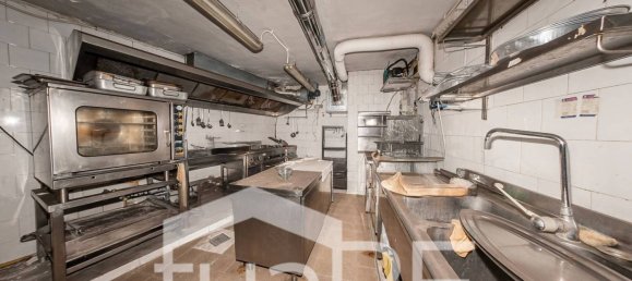 3 Schlafzimmer Wohnung in Rome, Italy, Nr. 210859 13