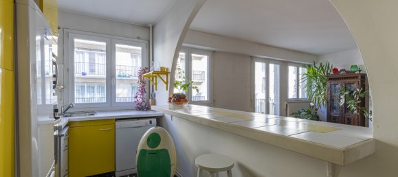2 bedrooms Apartment in Paris, France No. 125224 4
