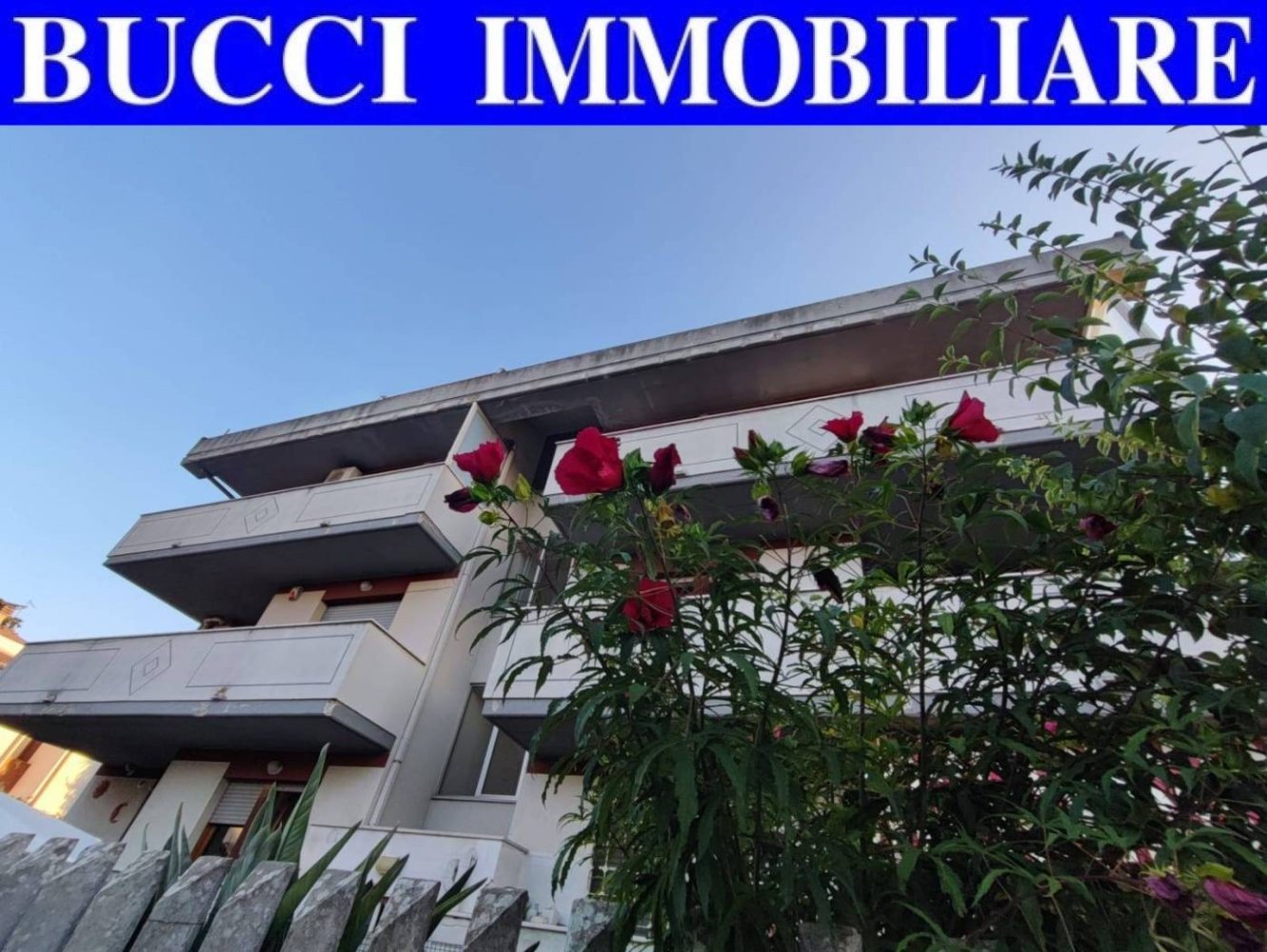 2 bedrooms Apartment in Città Sant'Angelo, Italy No. 339721