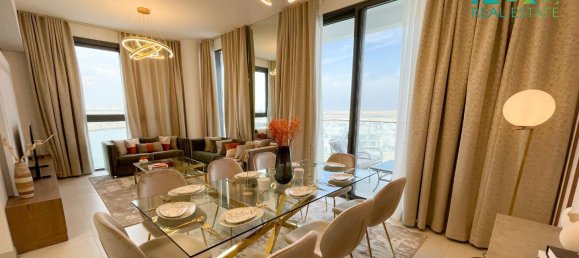 Квартира с 2 спальнями в Sharjah Waterfront City, ОАЭ № 46593 4