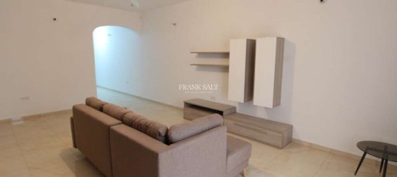 Квартира с 3 спальнями в Кренди, Мальта № 7027 2