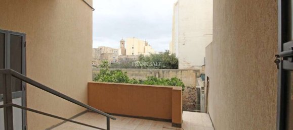 Квартира с 3 спальнями в Кренди, Мальта № 7027 30