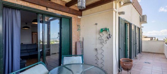 3 bedrooms Apartment in Jun, Spain No. 136607 6