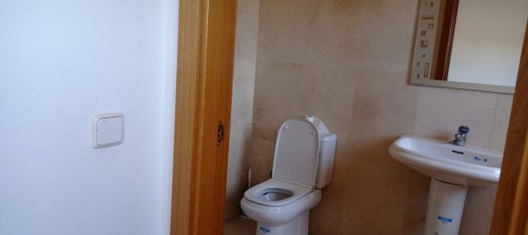 3 bedrooms House in Pedrezuela, Spain No. 173789 3