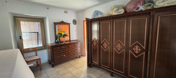 3غرفة منزل في Besnate, Italy رقم 170855 13