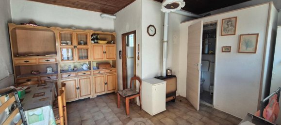 3غرفة منزل في Besnate, Italy رقم 170855 2