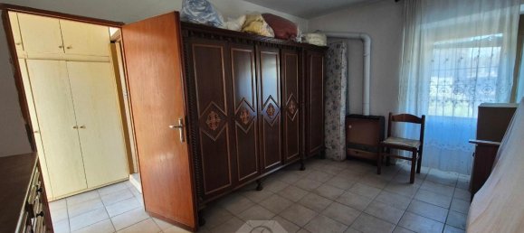 3غرفة منزل في Besnate, Italy رقم 170855 12