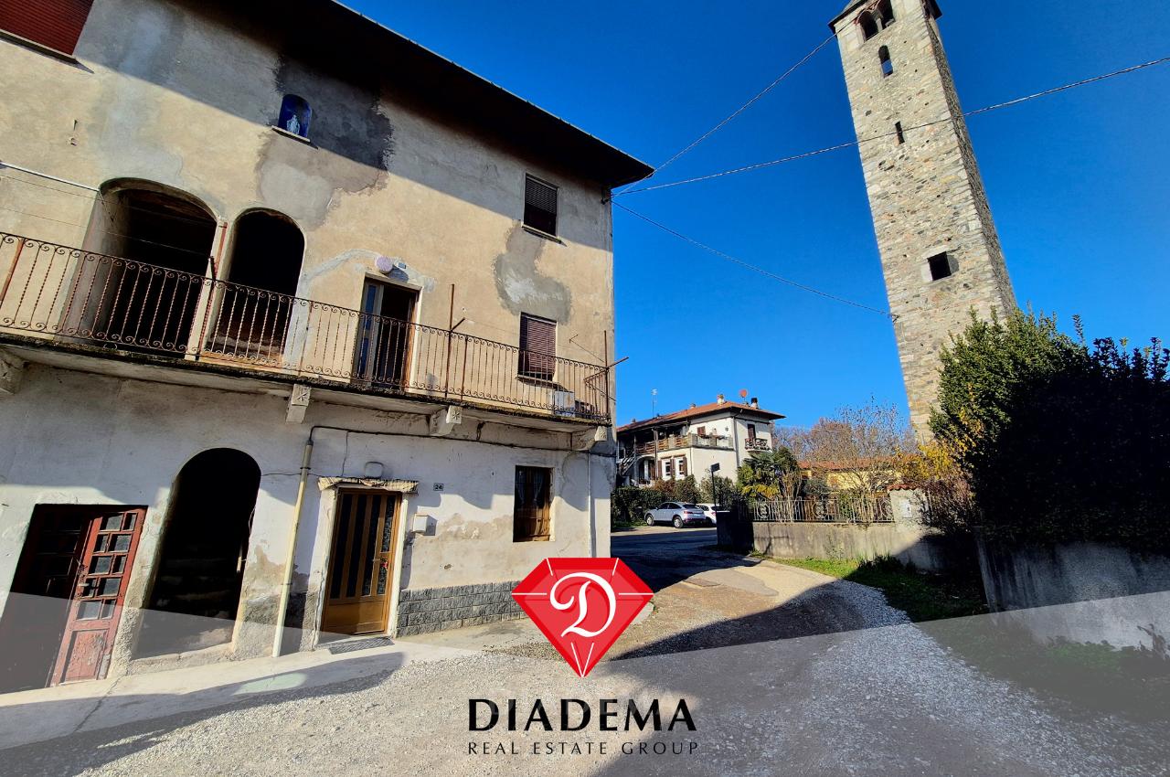 3غرفة منزل في Besnate, Italy رقم 170855