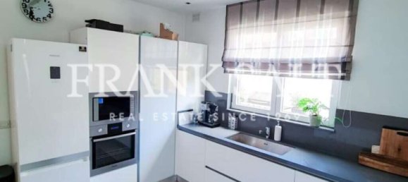 4 bedrooms Villa in Swieqi, Malta No. 3676 10