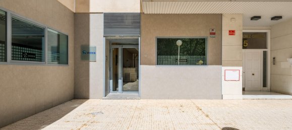 Propriété commerciale à Zaragoza, Spain No. 67611 23