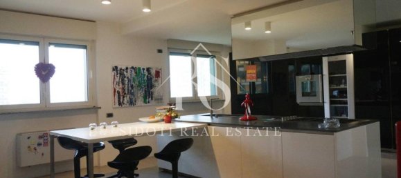 7-salle Appartement à Pioltello, Italy No. 26363 23