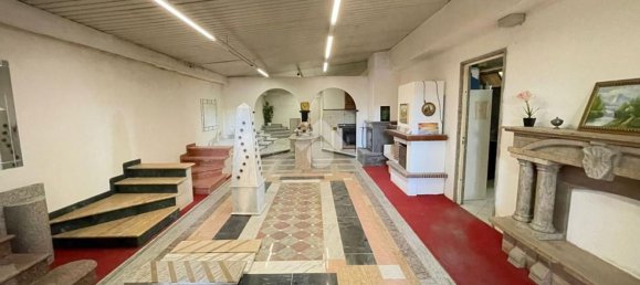 1000m² Warehouse in Cuneo, Italy No. 89333 4