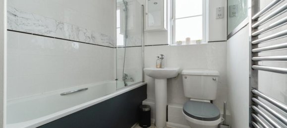 2 غرف نوم شقة في Kenley, United Kingdom رقم 8057 5