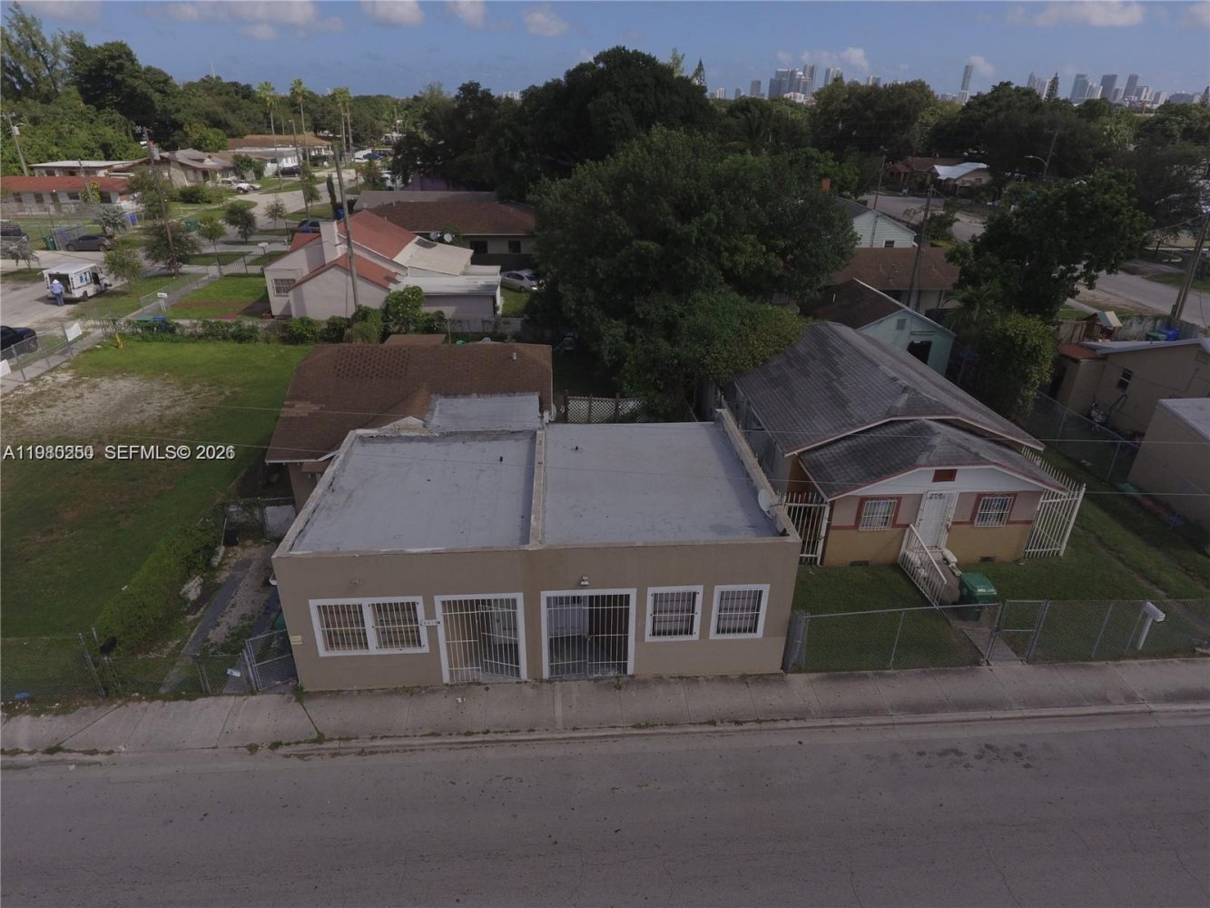 153.47m² Land for sale in Miami, Miami-Dade, Florida, USA № 615421