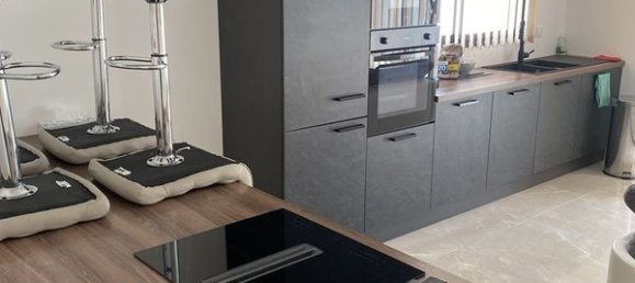 3 bedrooms Villa in Ginestas, France No. 336093 3