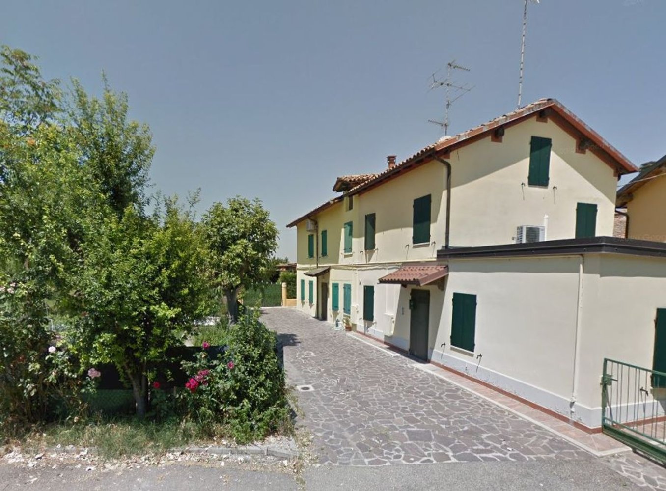 6 bedrooms House in Modena, Italy No. 365282