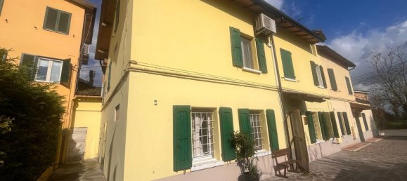 6 bedrooms House in Modena, Italy No. 365282 2