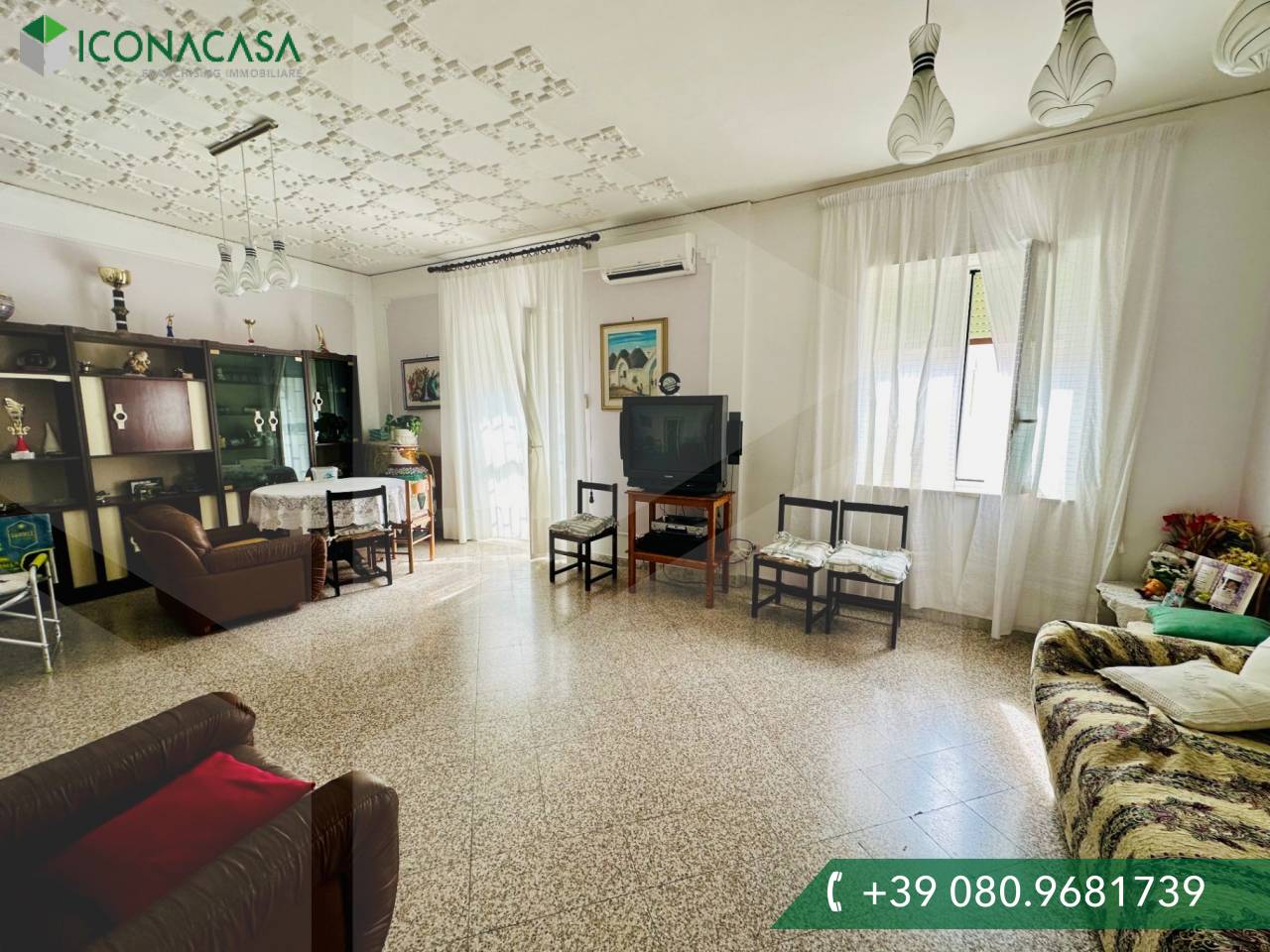 3 rooms Commercial property in Capurso, Italy No. 20625