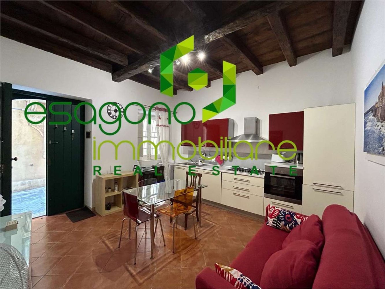 Apartamento de 2 habitaciónes en Syracuse, Italy No. 250101