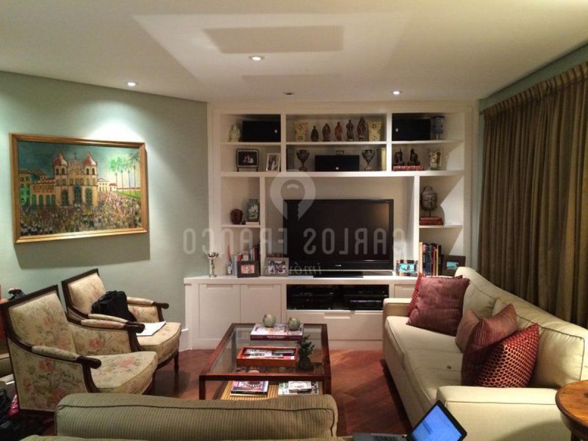 Apartamento de 3 dormitorios en Sao Paulo, Brazil No. 593336