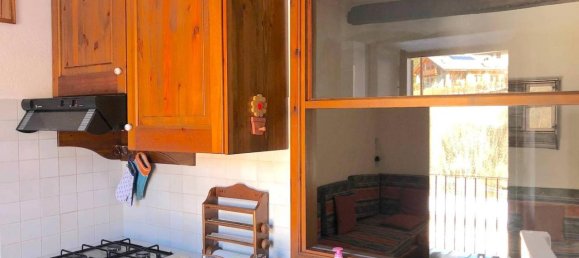 Квартира с 4 комнатами в Улькс, Италия № 64078 10