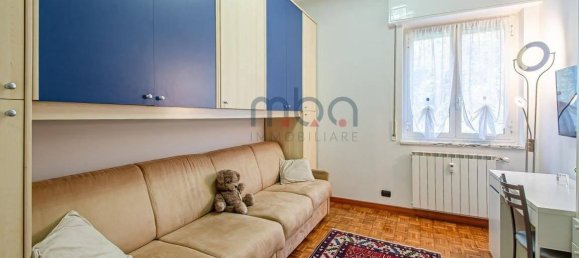 3 rooms Apartment in Genoa, Italy No. 37304 22