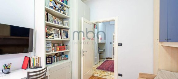 3 rooms Apartment in Genoa, Italy No. 37304 64