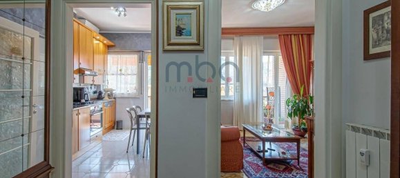 3 rooms Apartment in Genoa, Italy No. 37304 58