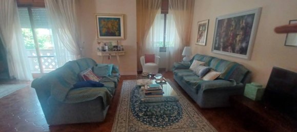 4 Schlafzimmer Wohnung in Fano, Italy, Nr. 208881 5