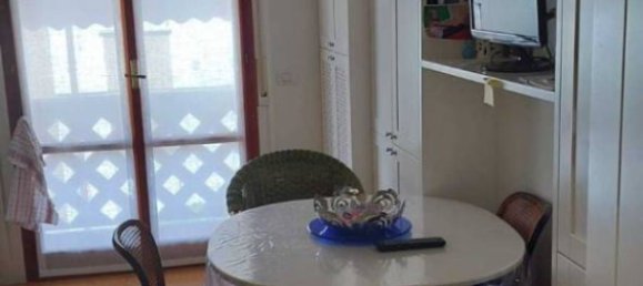 4 Schlafzimmer Wohnung in Fano, Italy, Nr. 208881 7