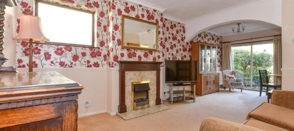 2 bedrooms Bungalow in Essex, United Kingdom No. 4060 3