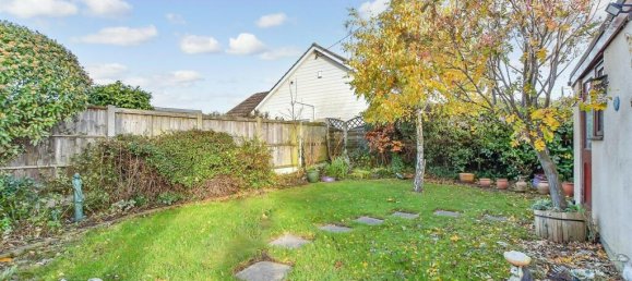 2 bedrooms Bungalow in Essex, United Kingdom No. 4060 9