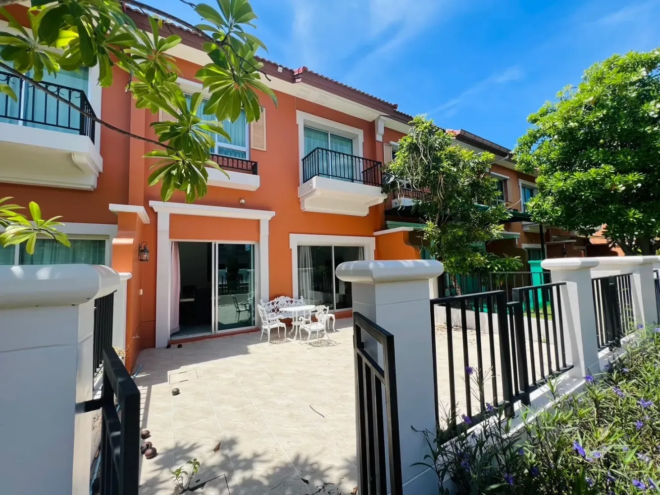 Casa de 2 dormitorios en Cha-am, Thailand No. 70417