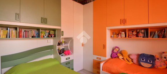 Apartamento de 3 dormitorios en Brembate, Italy No. 373184 17