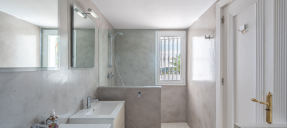 4 bedrooms Townhouse in Nueva Andalucia, Spain No. 4762 16